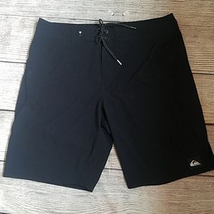 QuikSilver Mens Trunks 36